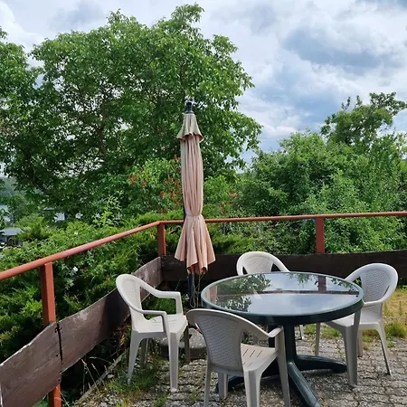 Klaczyn Apartment *